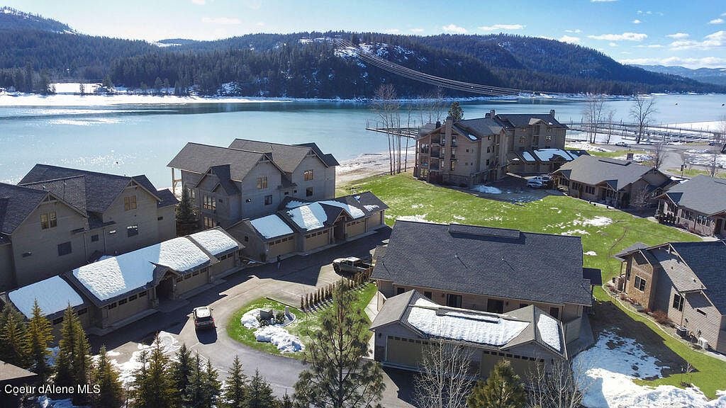 519 Lakeshore Ave UNIT 301