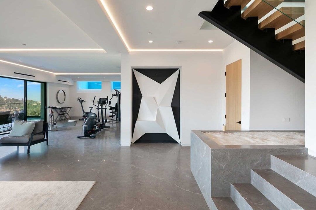 Legacy House