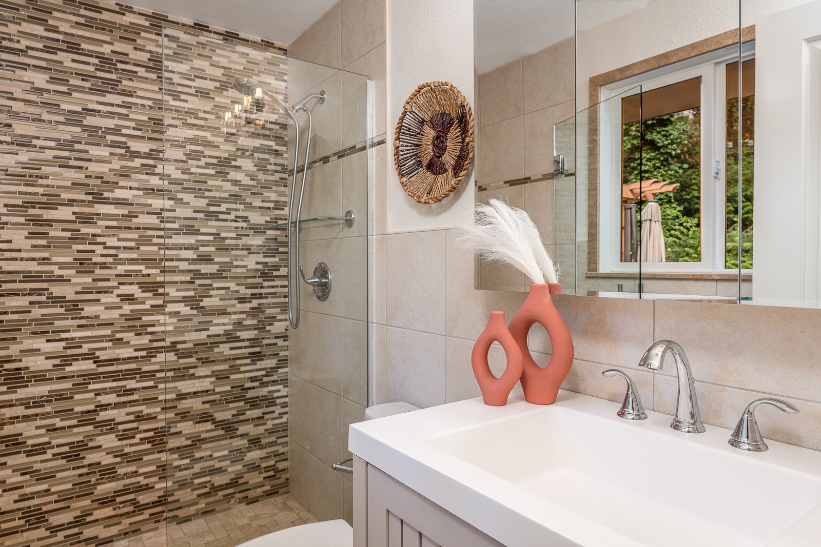 Enchanting Kirkland Hideaway 