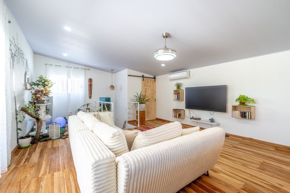 Commercial Asset With Built-In Cash Flow For Sale - BRASILITO BEACH 