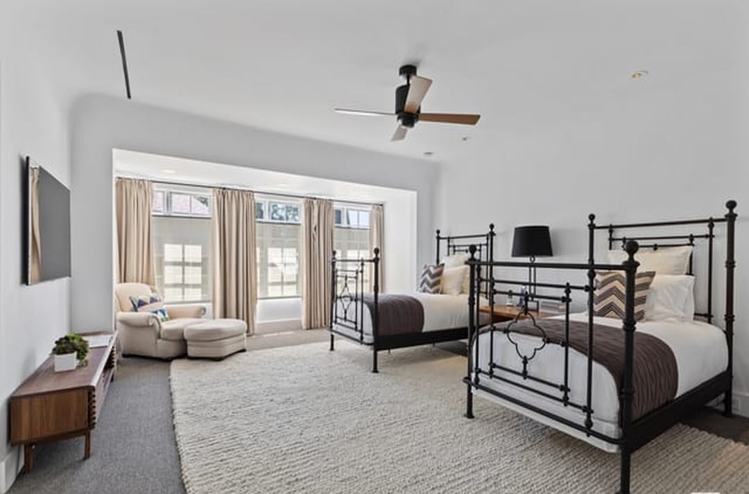 Retreat Grandeur