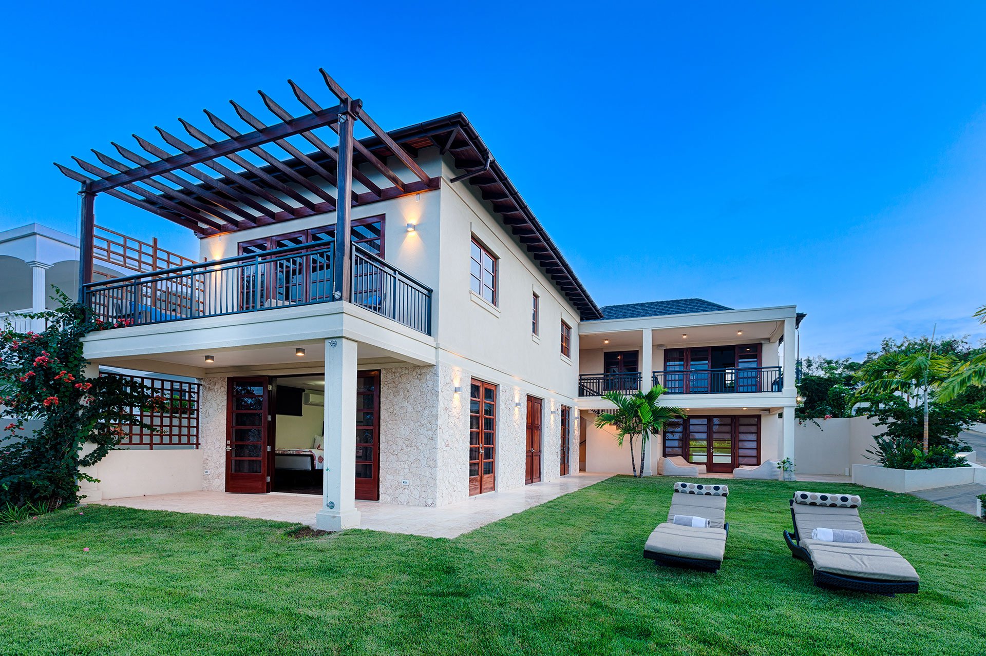 Nevaeh Villa 