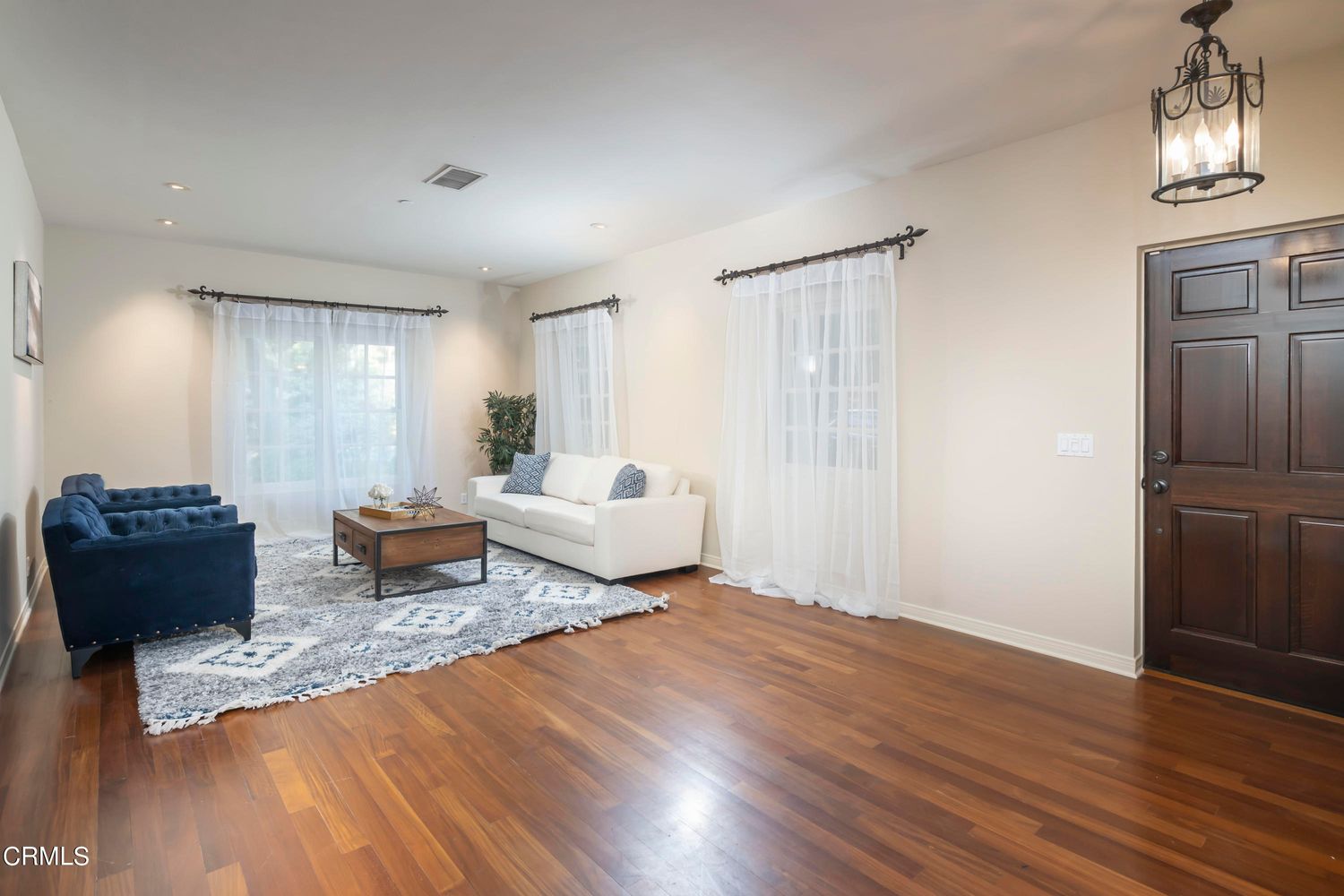59 W Orange Grove Ave