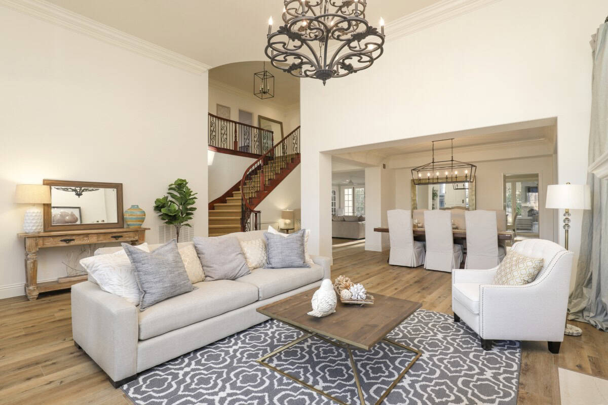 How to Improve Your Home's Appeal Before an Open House