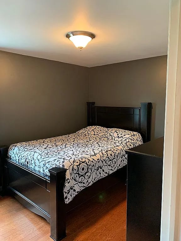 448 Country View Dr