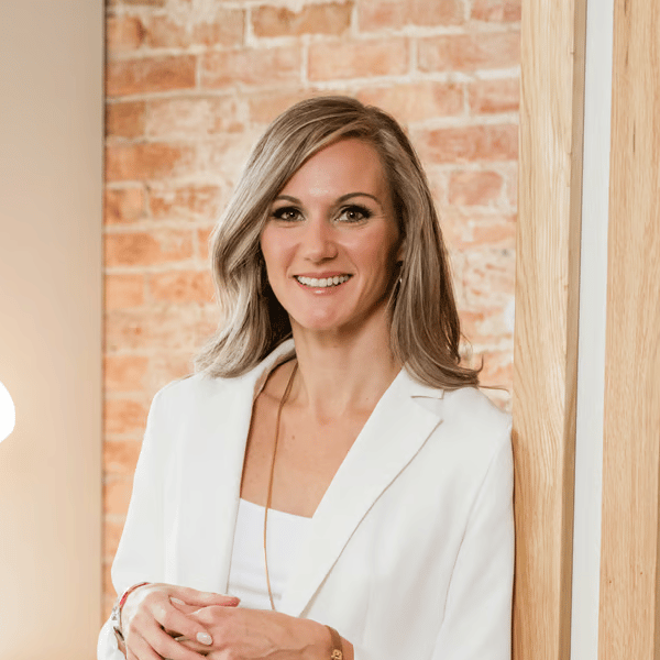 Randi Brandt Rochester, MI Real Estate Agent Headshot