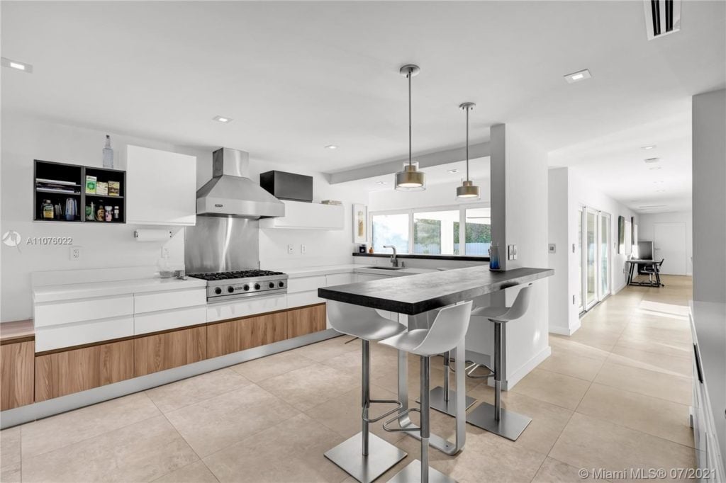 Key Biscayne Estate Closes at $8.25M