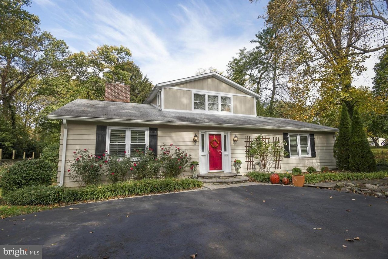 56 Church Rd