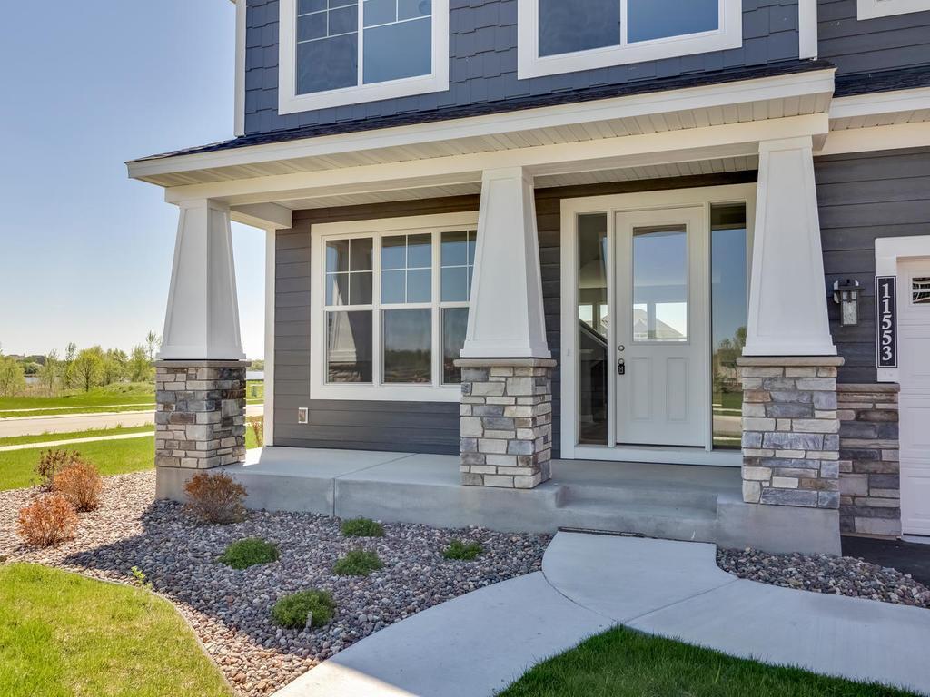 11553 Lakewood Dr NE