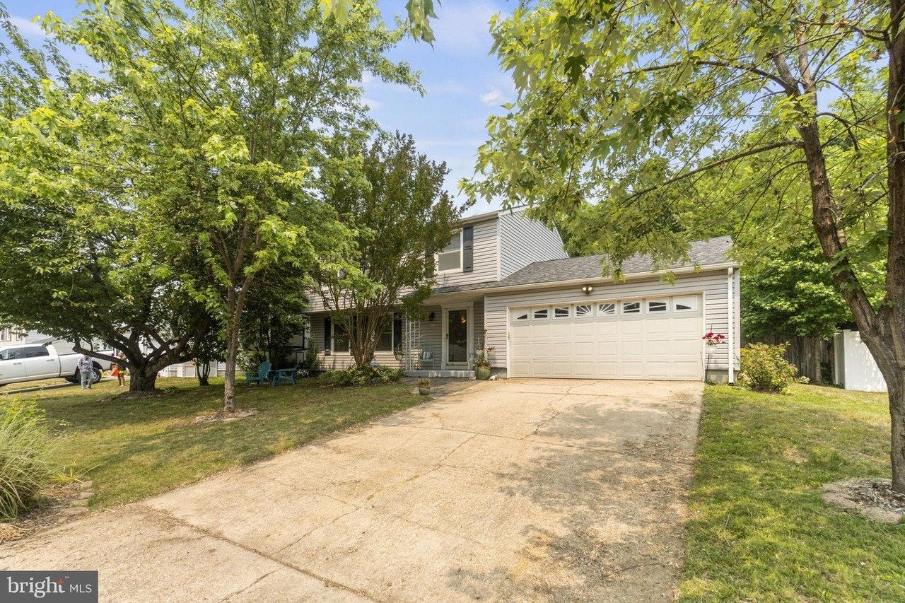 875 Willys Dr