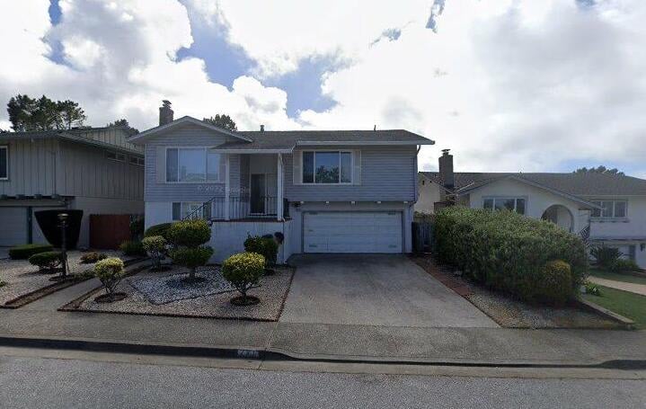 281 Merced Dr