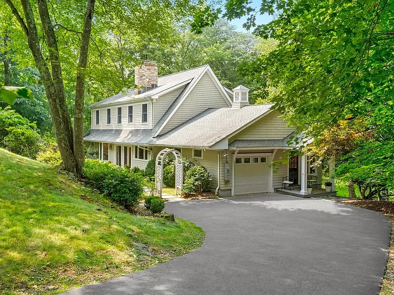 39 Guyer Rd