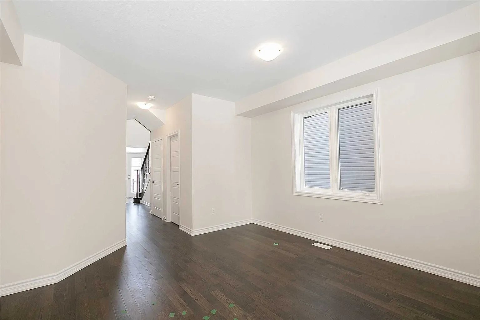 22 Charm Place N