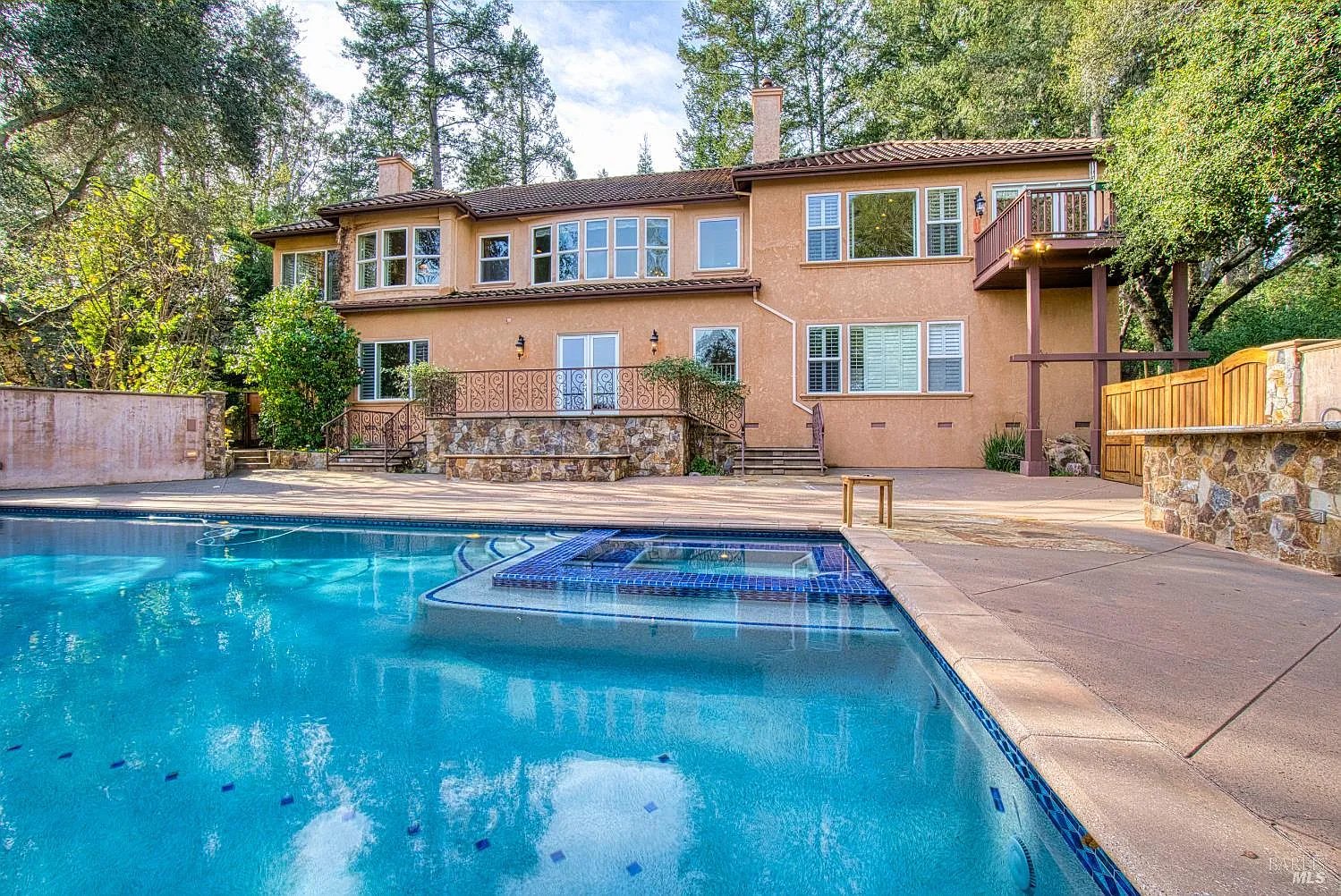 2703 Brush Creek Rd