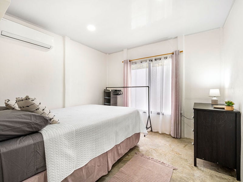 Charming 3 bed Home in a Peaceful Neighborhood