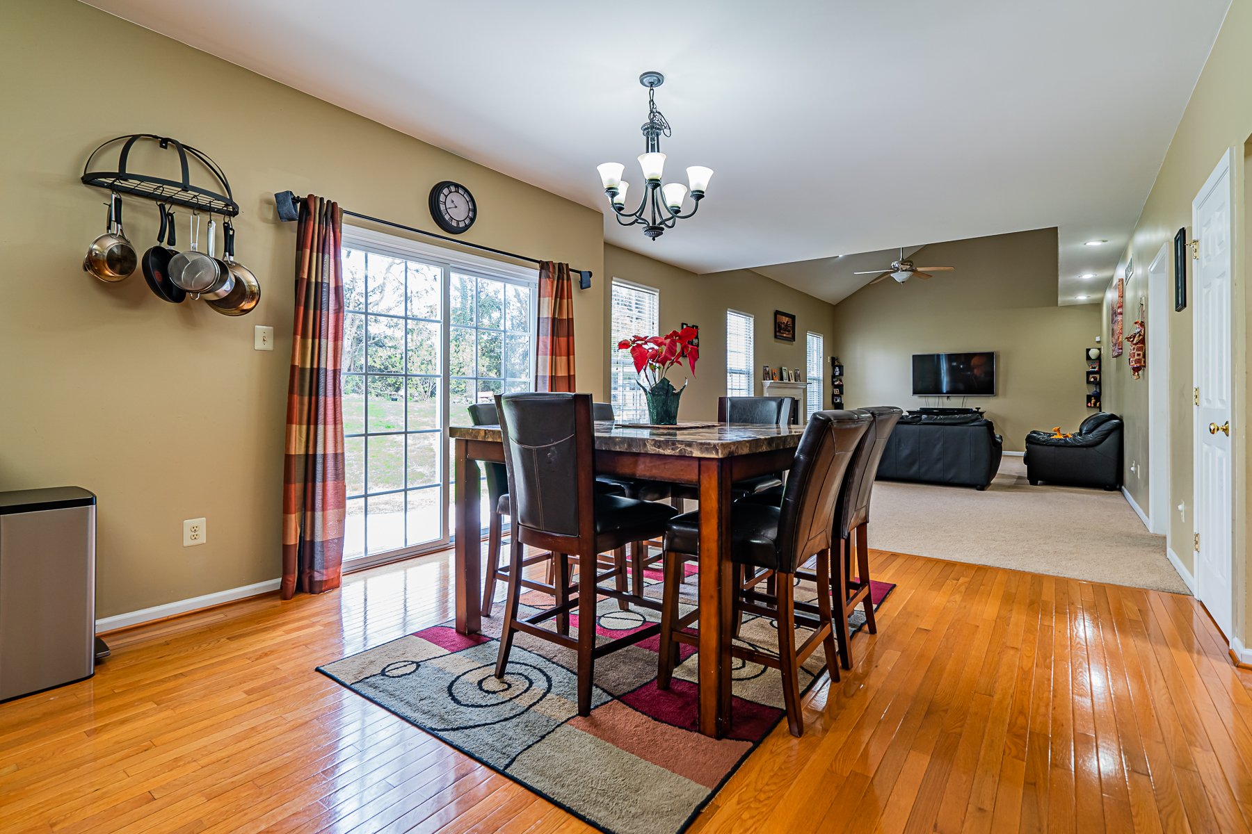 4970 Hycliff Chase