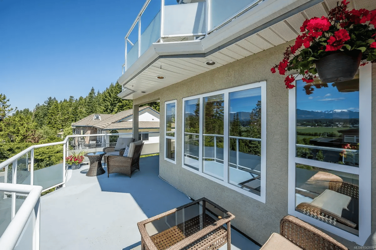 1418 Valley View Dr