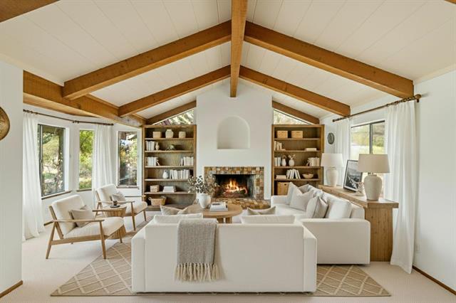 13918 Mir Mirou Drive