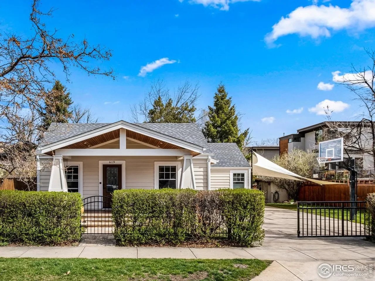 619 Arapahoe Ave