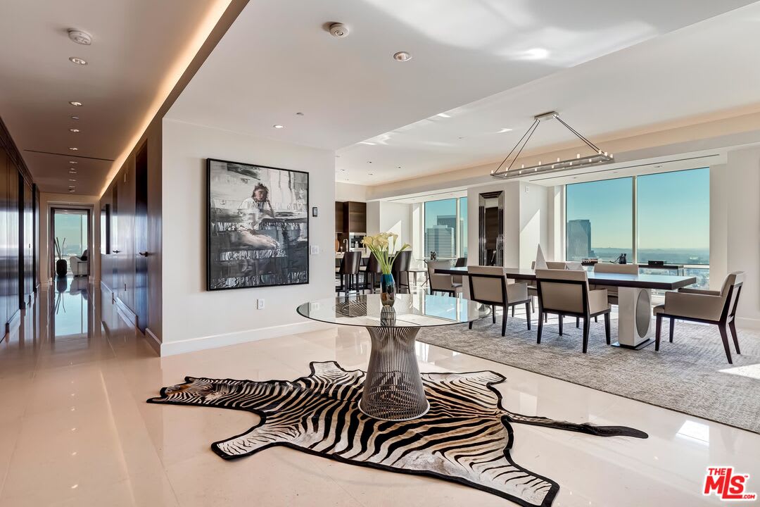1200 Club View Dr., #1500