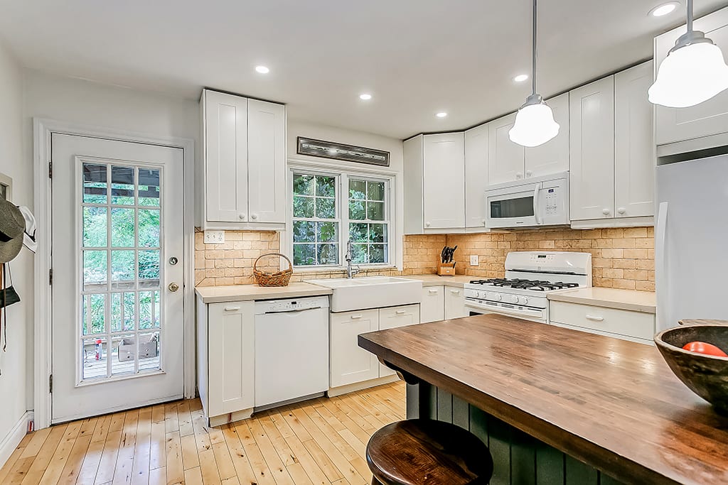 48 Highland Road