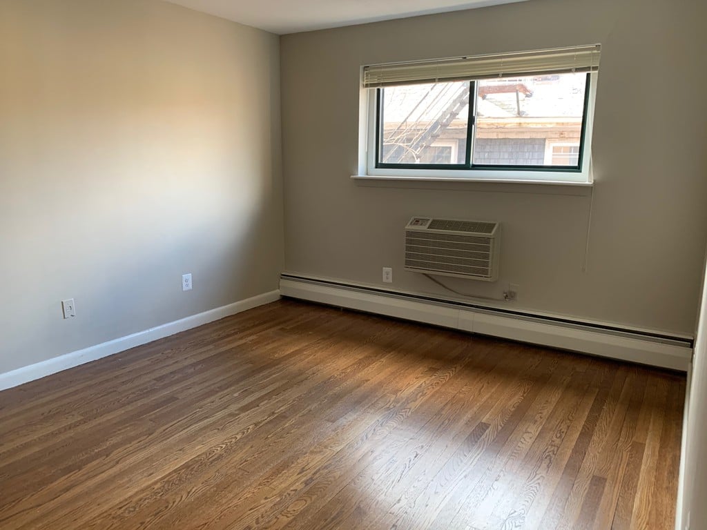 519 Washington St, #12