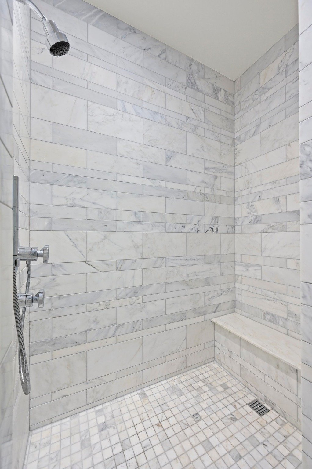 210 Lavaca St#2011