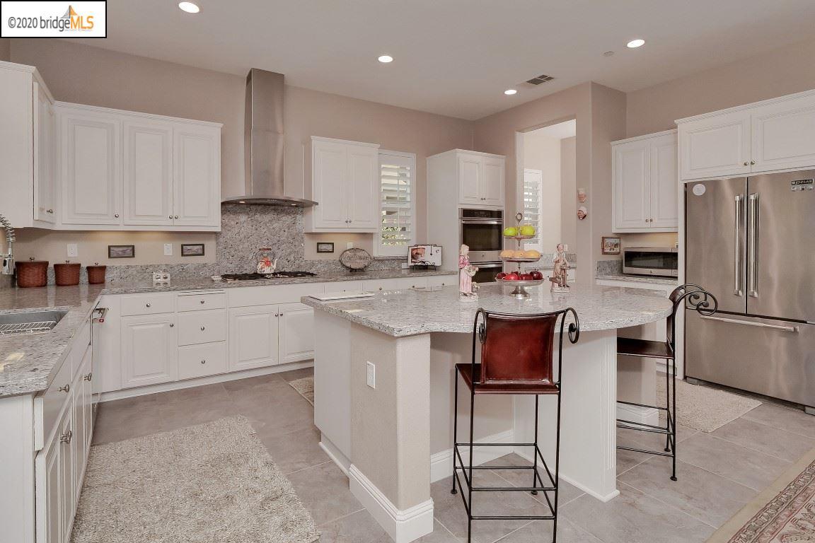 2305 Rutland Ct