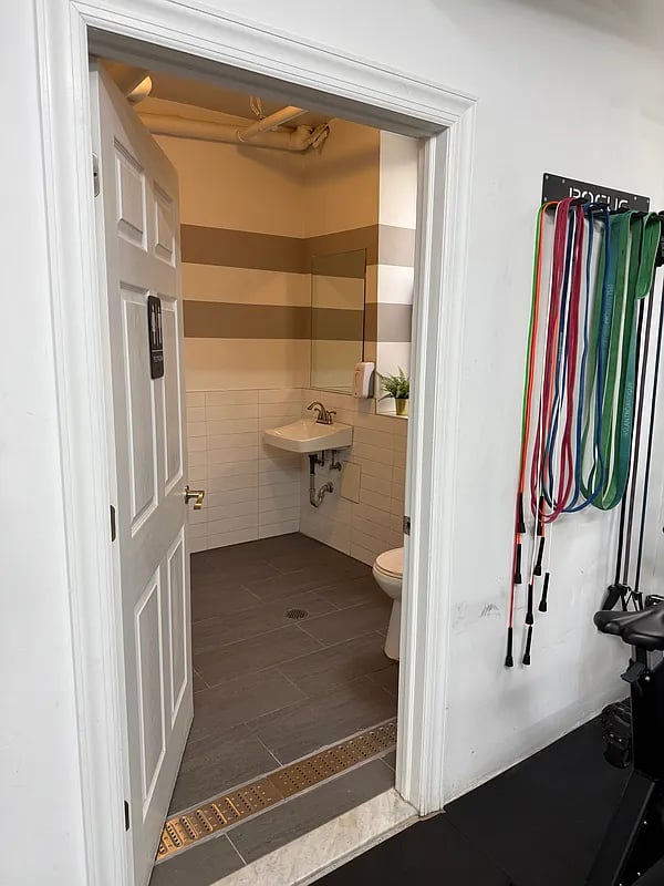 24-65 38th Street Unit: C9