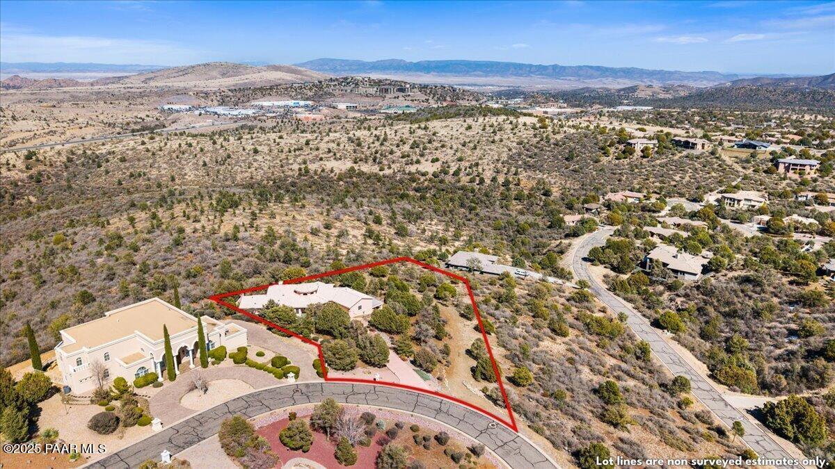 2780 Whispering Way Cir