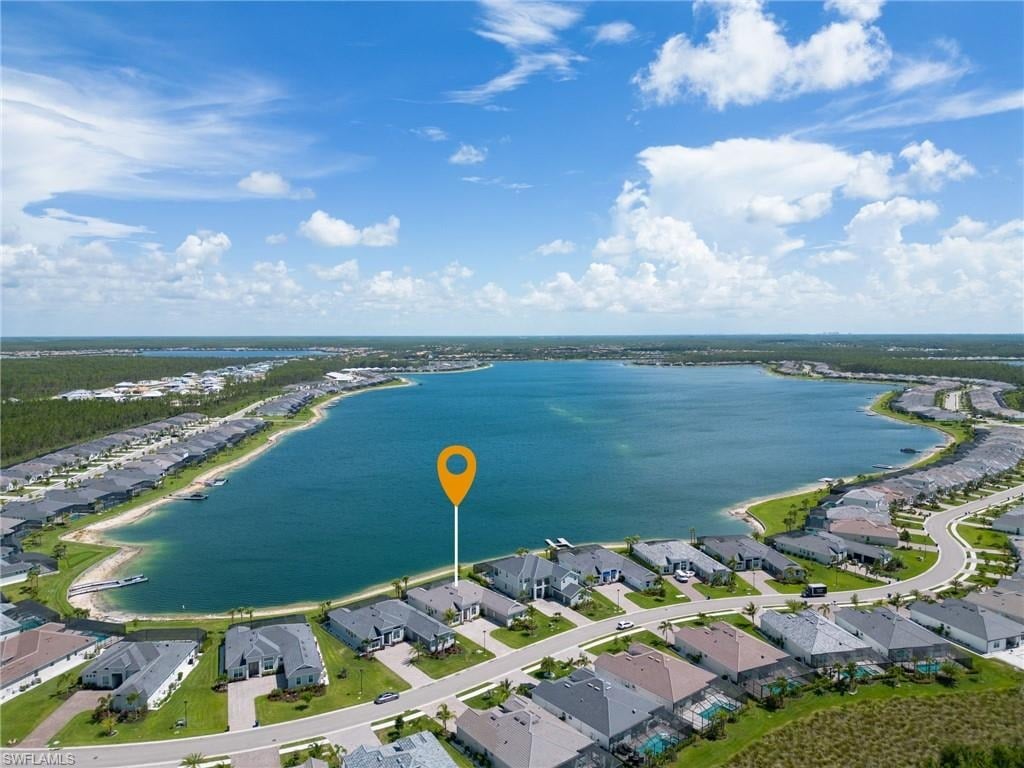14392 Blue Bay Cir