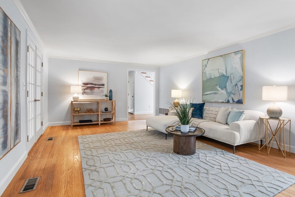 12 Edmonds Rd