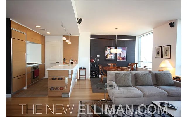 2 River Terrace Unit: 29F