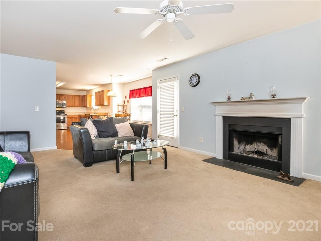 2014 Darbywine Dr