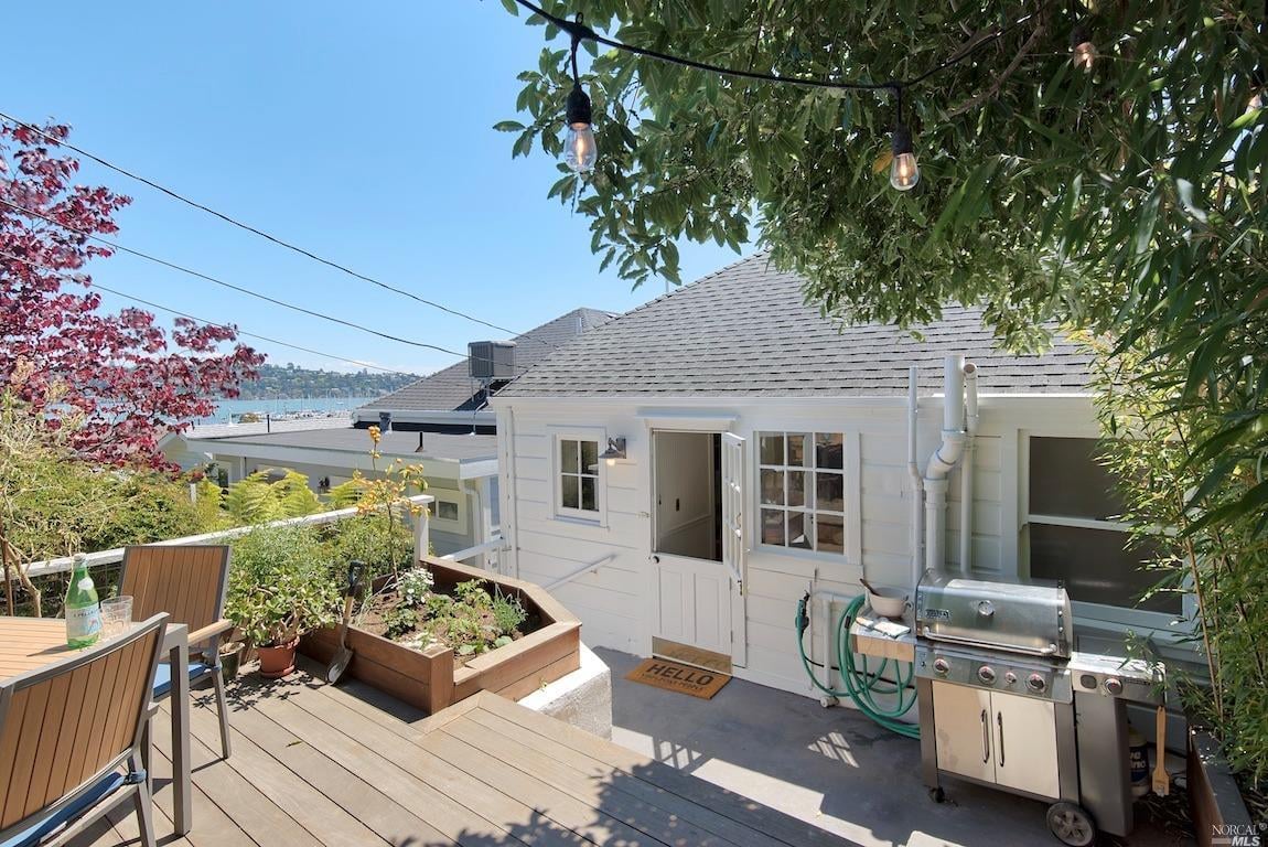 426 Locust St