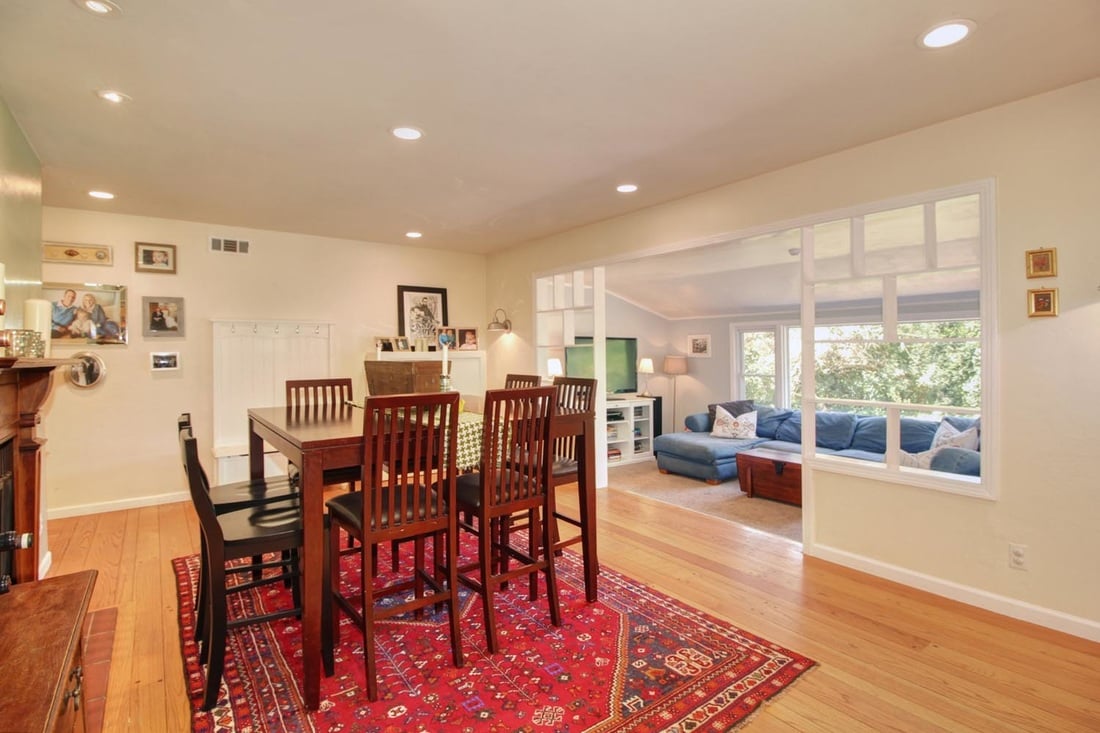 Just Listed! Updated Gorgeous South Land Park Beauty!