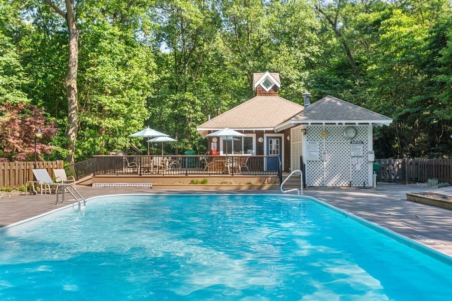 Charming Forest Beach Cottage Home 