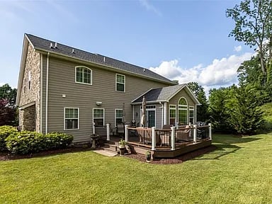 622 Flynn Robinson Ter