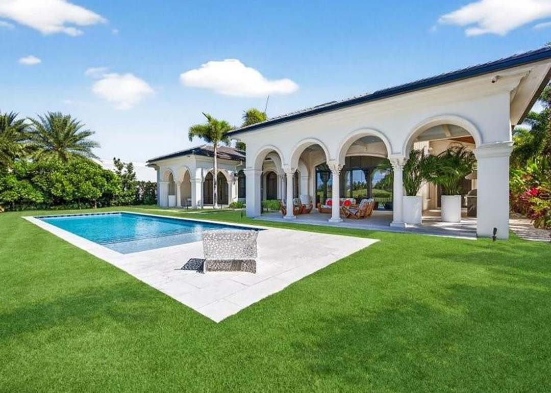 4013 Country Club Ln