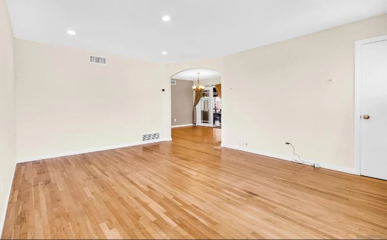 3878 Armstrong St, San Diego, CA 92111