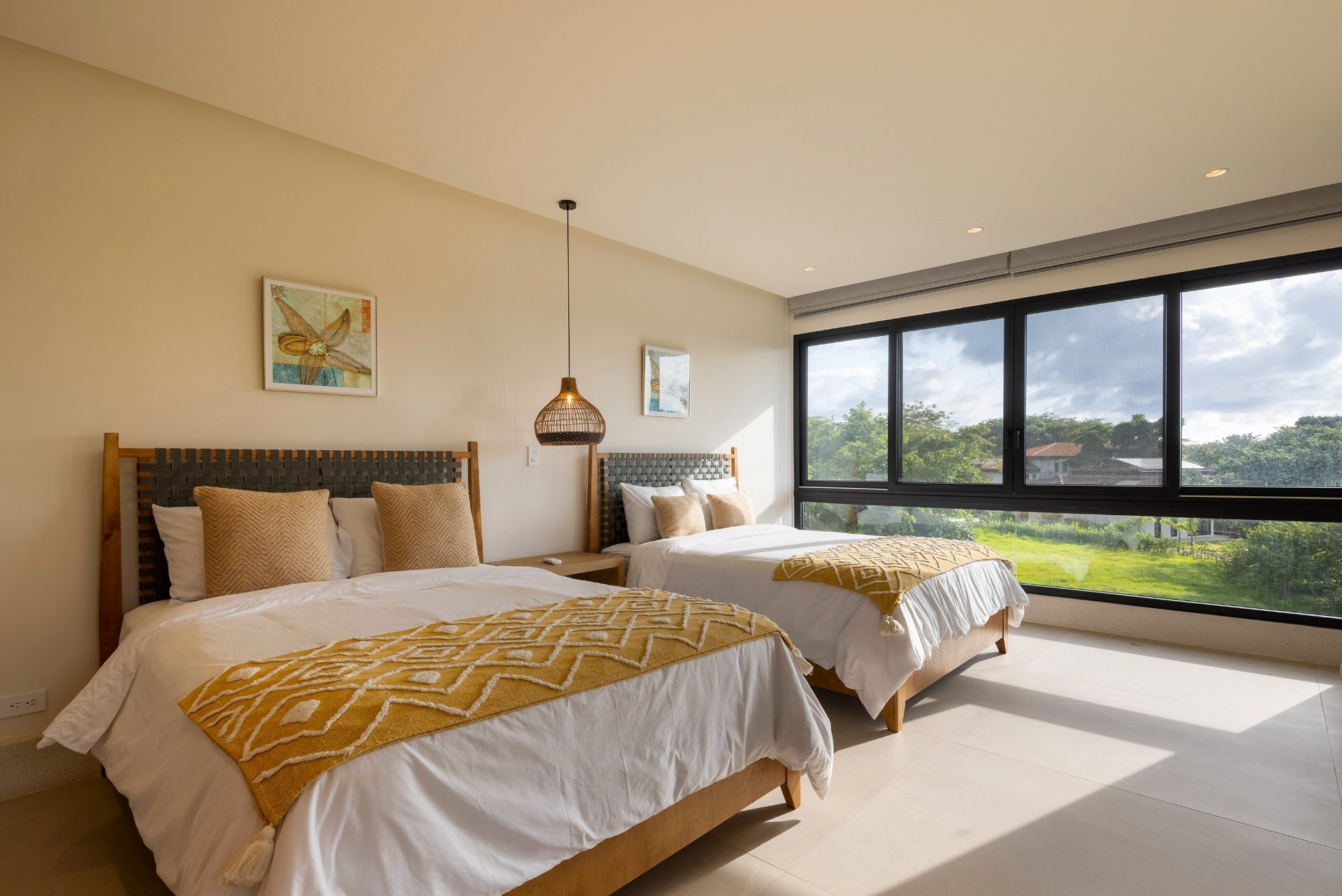 Casa Roacamar:  A Modern Coastal Sanctuary Steps from Playa Bonita