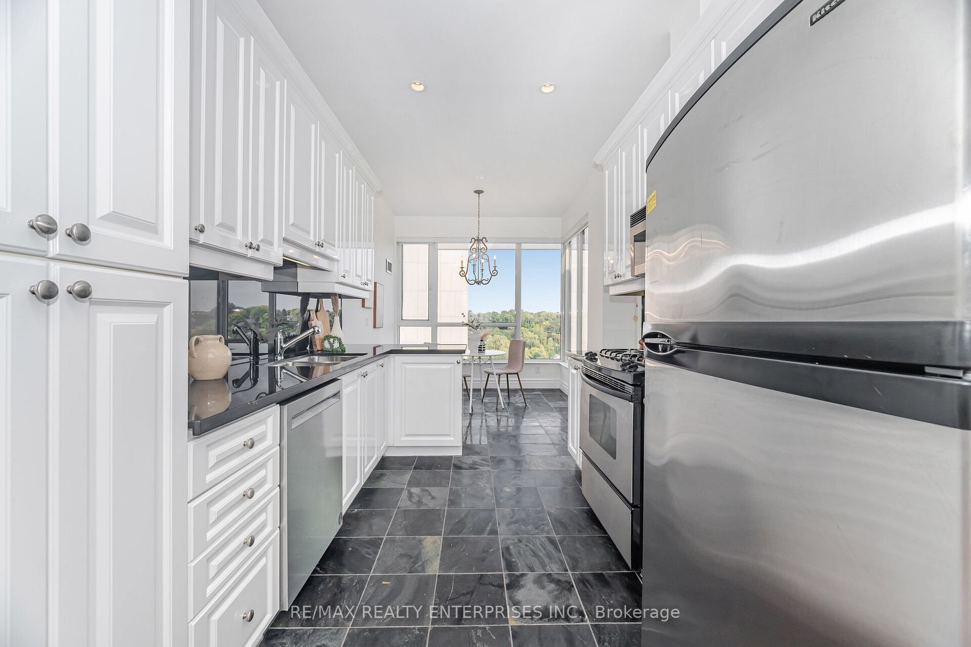 TERRACES OF OLD MILL PENTHOUSE