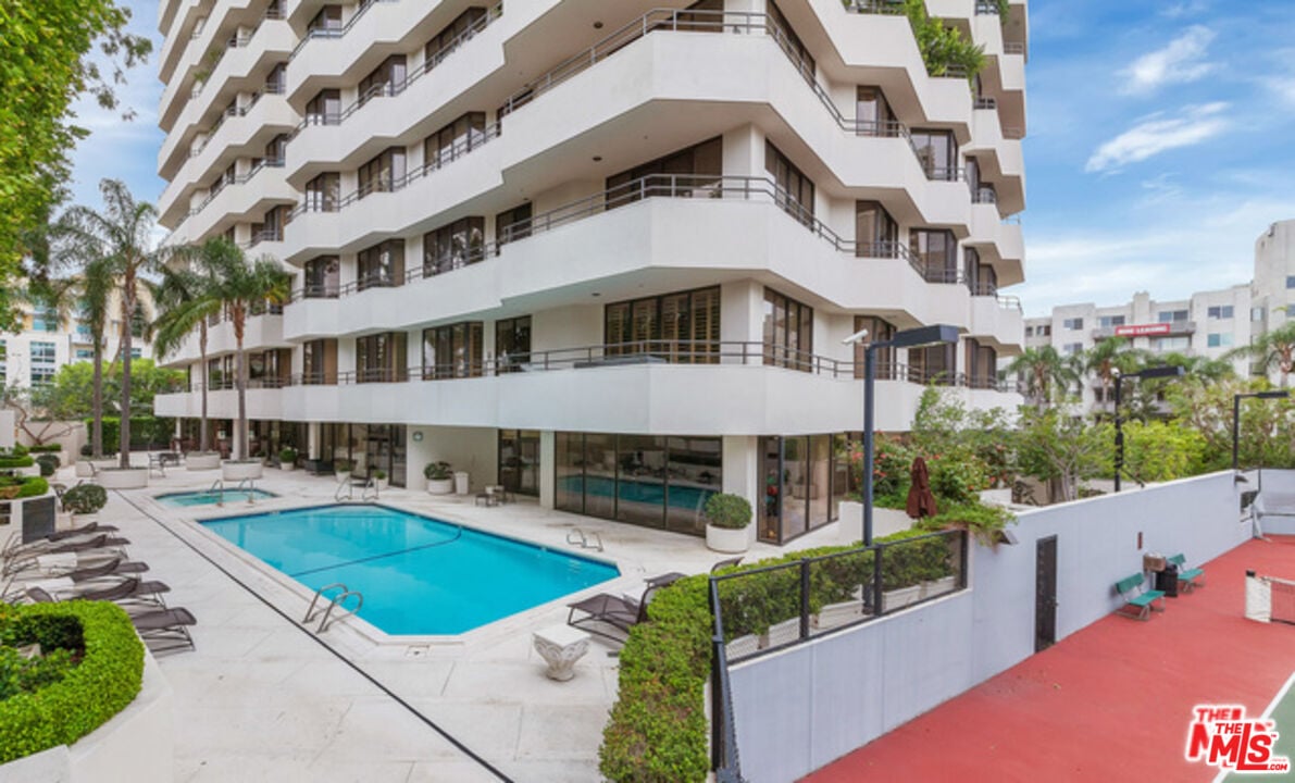 10601 Wilshire Blvd Unit: 1703