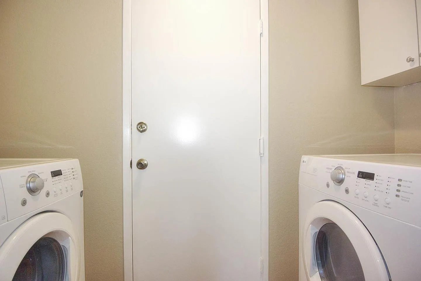 2127 Sepulveda Ave