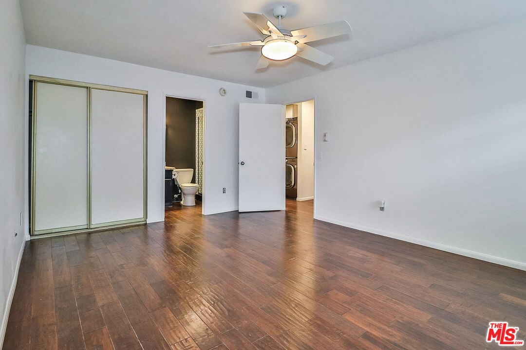 18100 Burbank Blvd Unit 19
