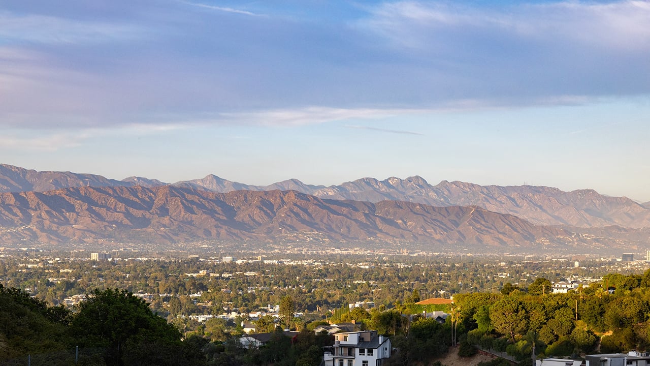 3364 Clerendon Rd, Beverly Hills