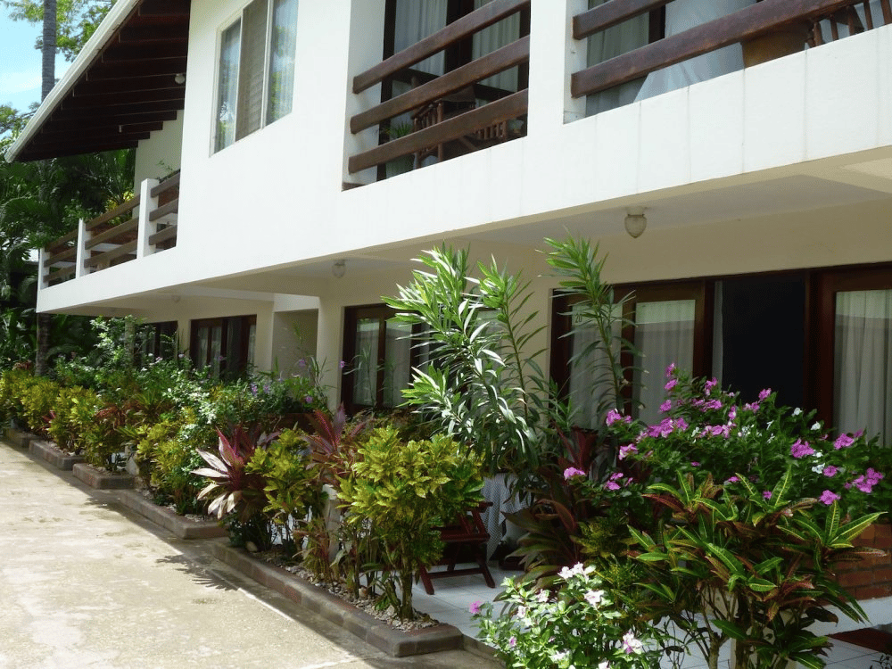 Beachfront Hotel in South Jaco Beach