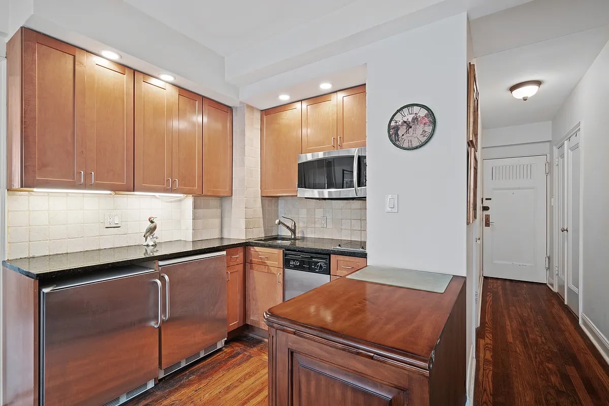 5 Tudor City Pl #1111