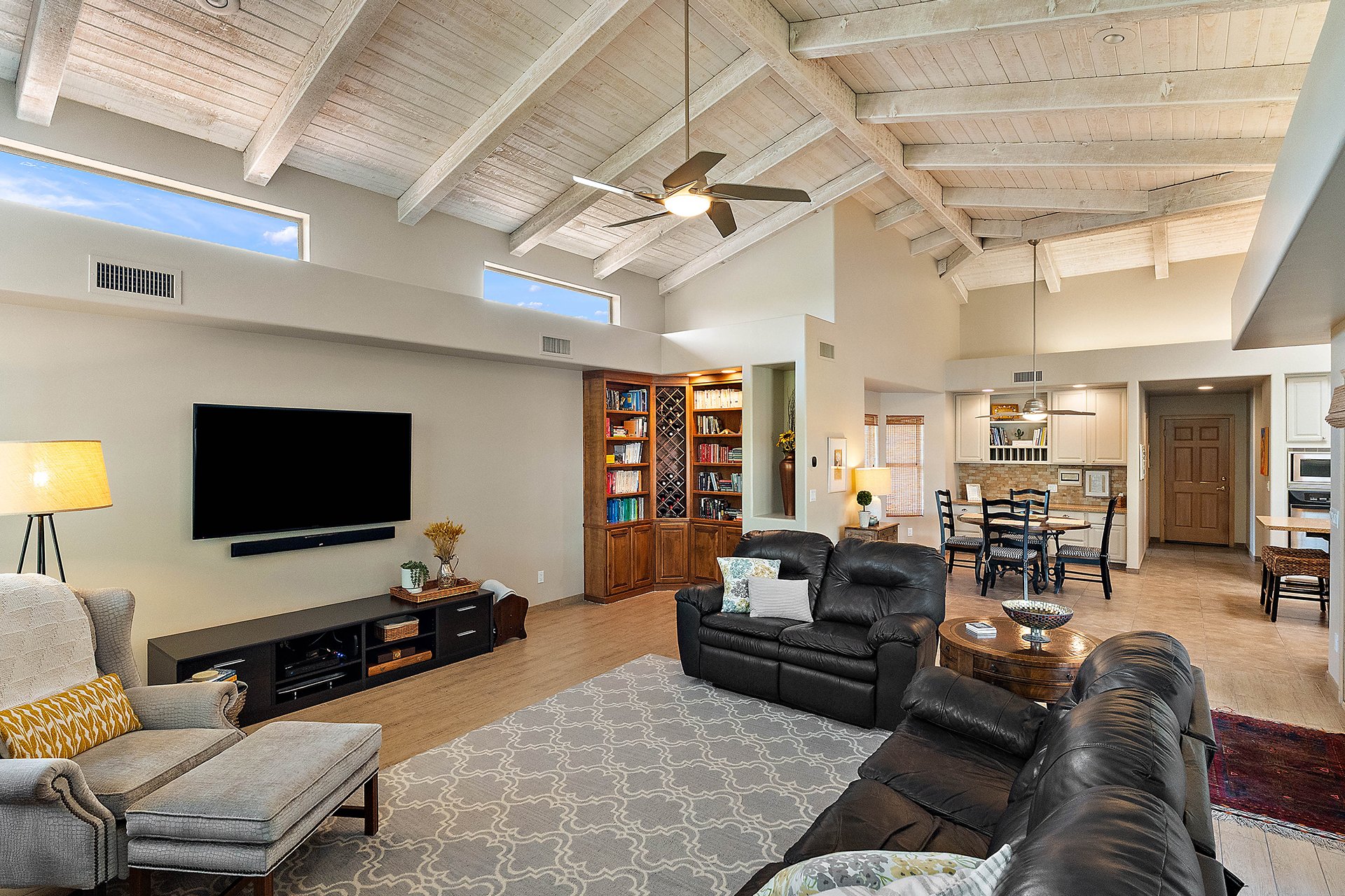 10195 E CORRINE Drive