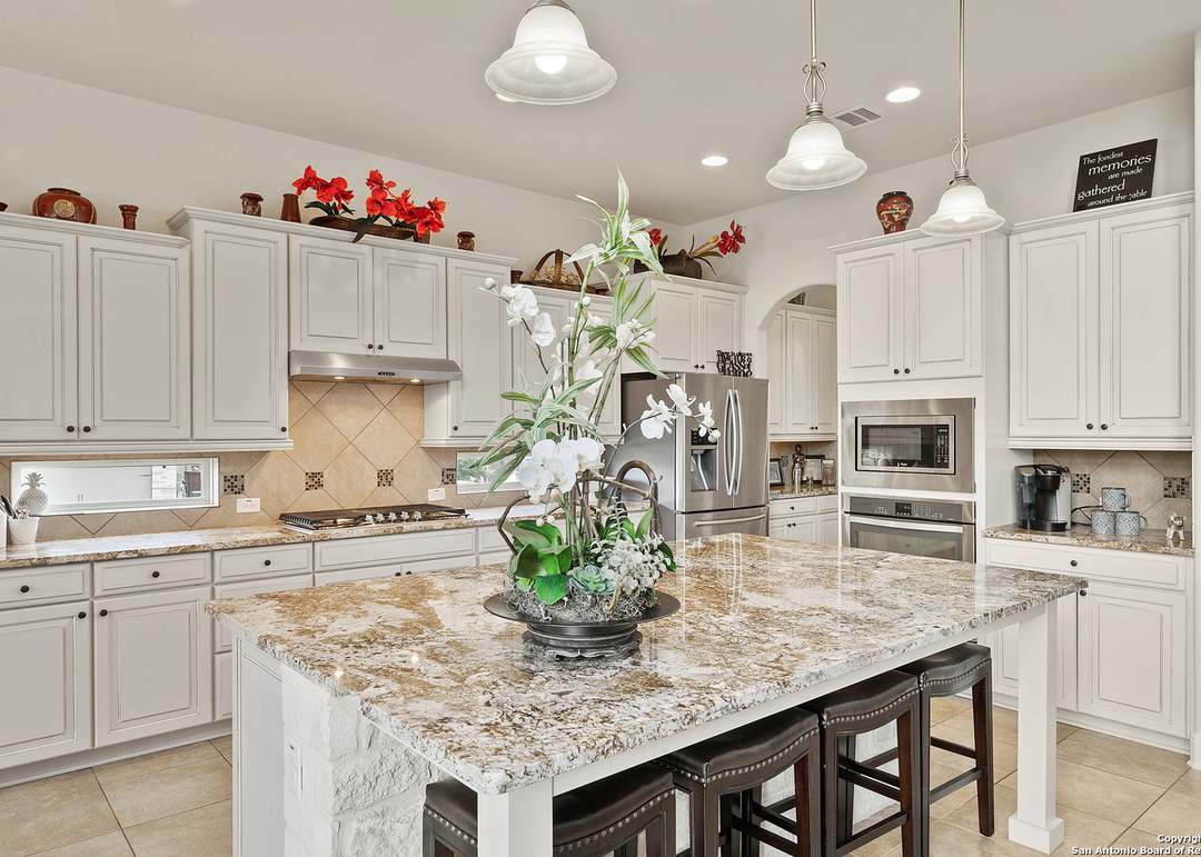 8903 Irving Hl